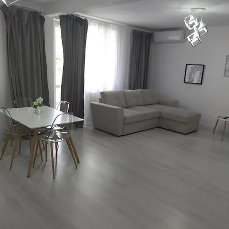 Apartament Max. Confort Tulcea Exterior photo